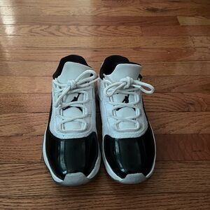 Women’s Jordan 11 CMFT Low